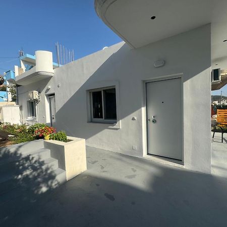 Sulozeqi Apartments Ksamil Exterior photo