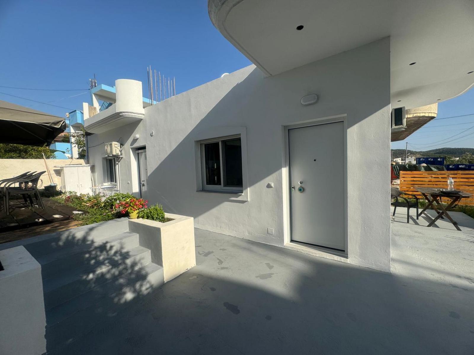 Sulozeqi Apartments Ksamil Exterior photo