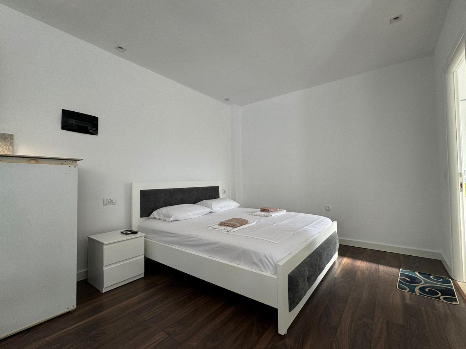 Sulozeqi Apartments Ksamil Exterior photo